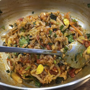 Sebzeli ve otlu pilav.