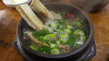 Lezzetli Asya yemeklerinin yakın görüntüsü