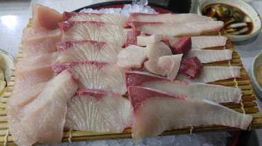 Lezzetli Asya yemeklerinin yakın görüntüsü