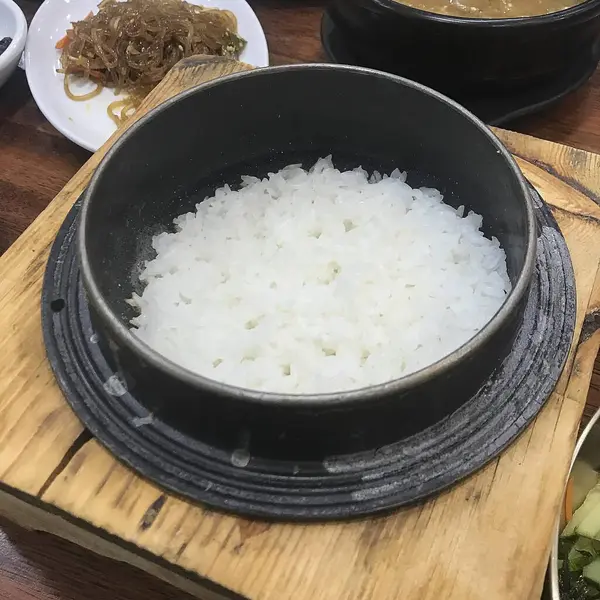 Lezzetli Asya yemeklerinin yakın görüntüsü