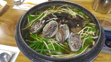 Çorbanın mutfak fotoğrafı.