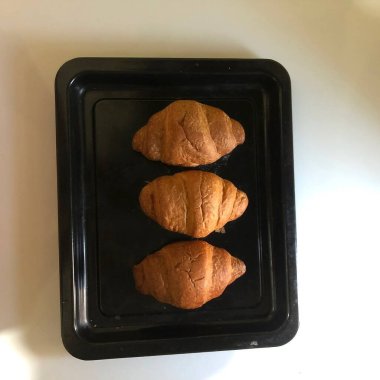 Fırında ekmek rulosu.