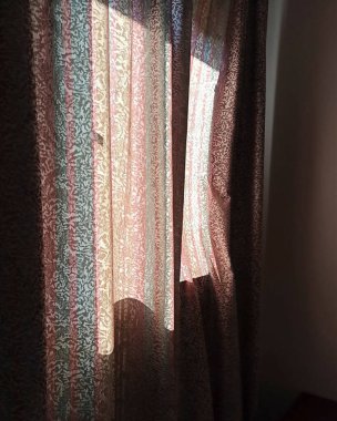 bir cam ışık ile pencere