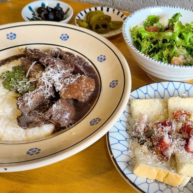 Pirinç yemeğinin mutfak fotoğrafı.