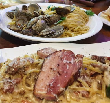 etli ve sebzeli makarna