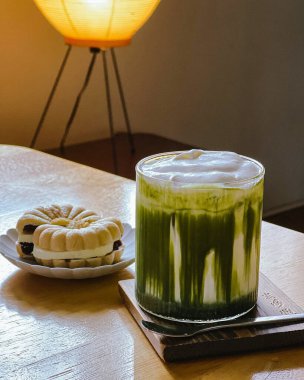 Nane ve limonlu yeşil çay