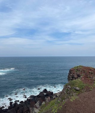 Deniz kıyısının güzel manzarası