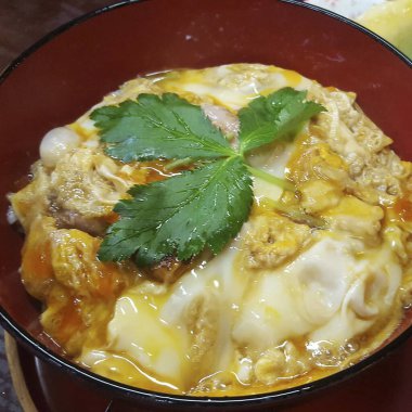 Lezzetli Asya yemeklerinin yakın görüntüsü