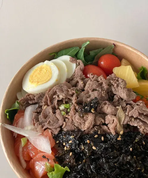 Etli pilavın mutfak fotoğrafı.