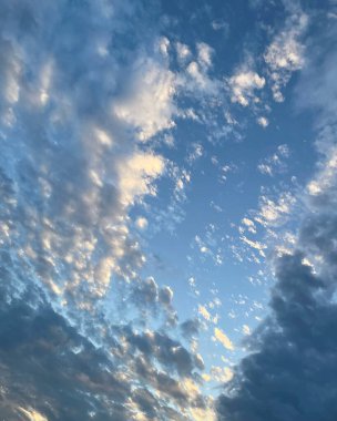 Gökyüzündeki güzel bulutlar