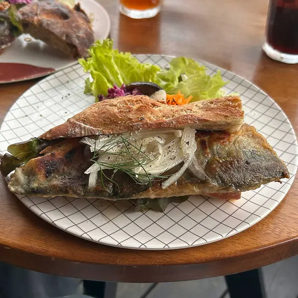 Lezzetli Asya yemeklerinin yakın görüntüsü