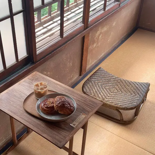 Tahta masada çay seti