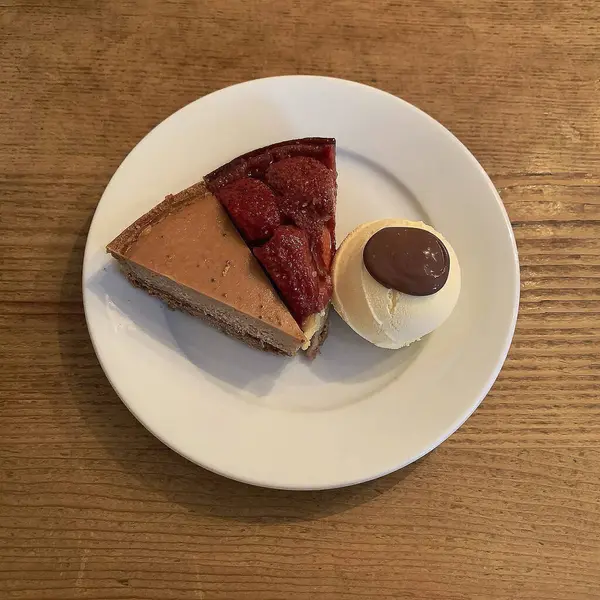 strawberry cake with cream and chocolate