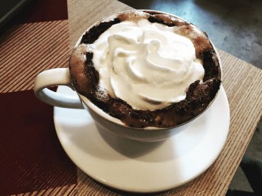 Çikolatalı kahve.