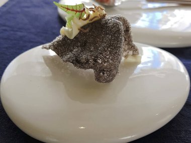 Lezzetli yiyeceklere yakın.