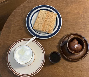 Lezzetli ve sağlıklı bir kahvaltı.