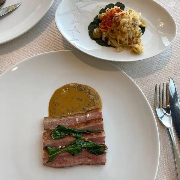 Bir yemeğin mutfak fotoğrafı.