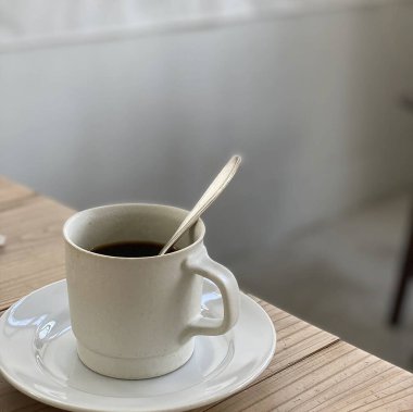 Kafede kahve fincanı