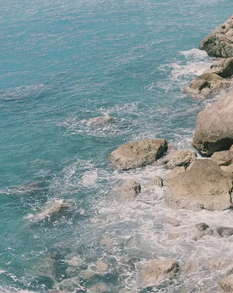 Deniz manzarası çok güzel. Doğa