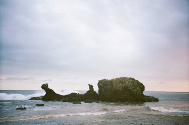 Güzel deniz manzarası ve okyanus.