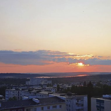 İsrail eyaletinin başkenti üzerinde gün batımı