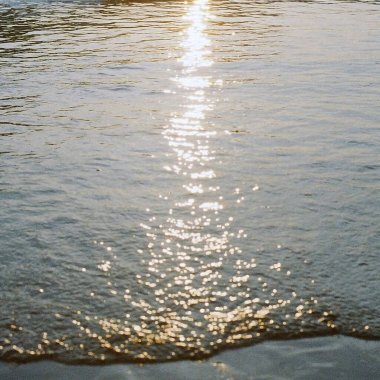 Sahilde su damlaları