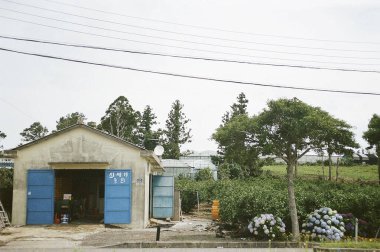 Şehirdeki eski bina.