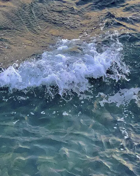 deniz dalgaları ve su