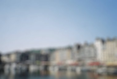 Mavi gökyüzü ile bulanık soyut arkaplan