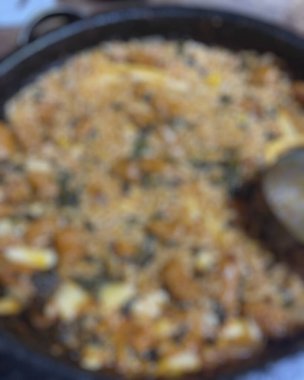 tavada kızarmış pilav