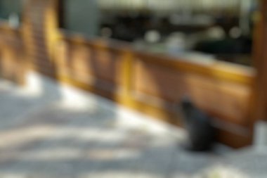 Top masa ve bina, arka plan bulanıklık