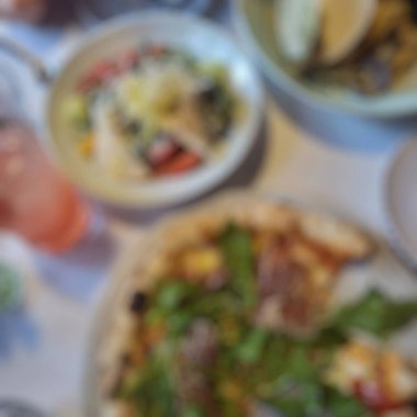 Lokantada soyut bulanık yemek