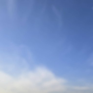 Bulutlu mavi gökyüzü