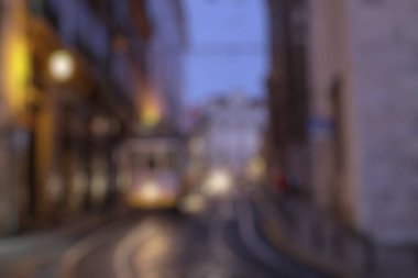 Akşamları eski şehrin bulanık görüntüsü