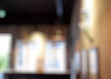 Kahve ile bulanık bir restoran.