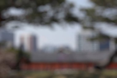 Çin şehrinin bulanık görüntüsü.