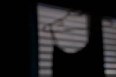 Modern binanın bulanık görünüm