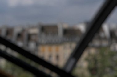 Paris 'in bulanık görünümü