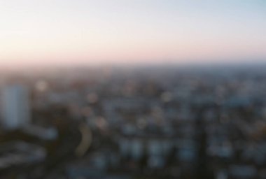 Bulanık şehir geçmişi. Işıklı şehrin odaksız görünümü