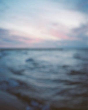 Bulanık deniz manzarası