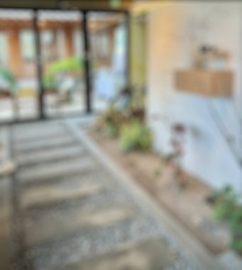 arkaplanın üstü ve içi bulanık