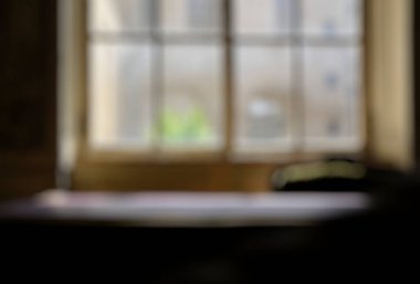 Işıklı bulanık arkaplan penceresi