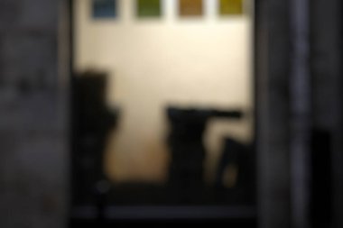 Eski ahşap masanın bulanık arkaplanı