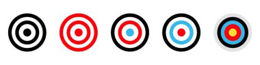 Hedef belirlendi. Birkaç farklı hedef. Hedefe nişan al. Tam on ikiden. Farklı renkler. Dairesel tasarım. Başarı hedefi. Hedefe ulaş. İş konsepti.