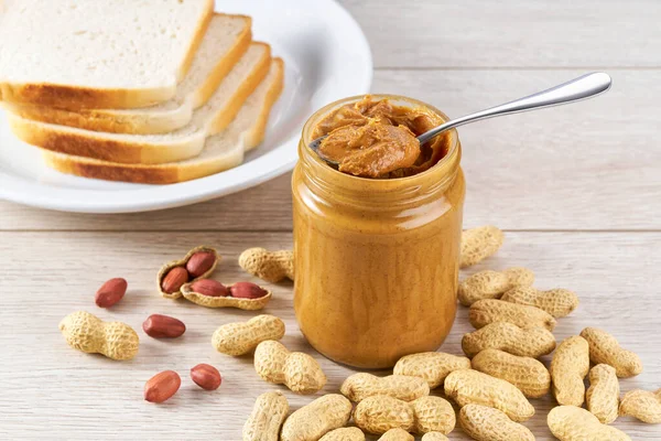 Concept Breakfast Vegetarians Peanut Butter Peanut Beans Wooden Table — Stockfoto