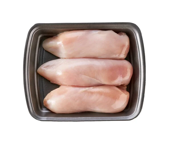 スーパーマーケットのためのプラスチック包装の最高のように切られるチキン フィレット 三枚のチケン スプリーム プラスチック容器の生の鶏肉 トレイの家禽の肉 孤立した — ストック写真