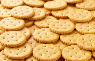 Yuvarlak krakerler arka plan, gevrek yuvarlak krakerler, kapatın..