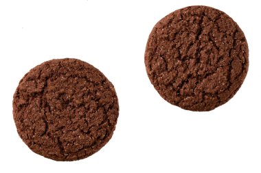 Beyaz arka planda izole edilmiş Amerikan çikolatalı kurabiyeleri, geniş bir alan, üst görüş..