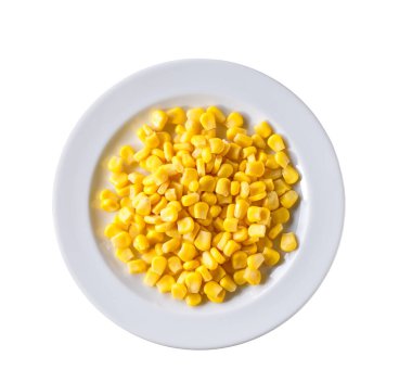 Beyaz seramik kase, konserve yiyecek, mısır, beyaz arka planda izole edilmiş, üst manzara..