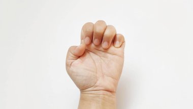 El insan ifadesi karalama yapar. İletişim dili beyaz arkaplanda izole edilmiş pozlar verir